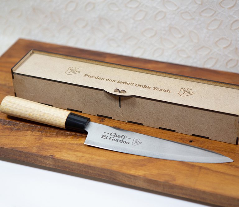 cuchillo de cocina grande personalizado grabado a laser con nombre con caja o expositor