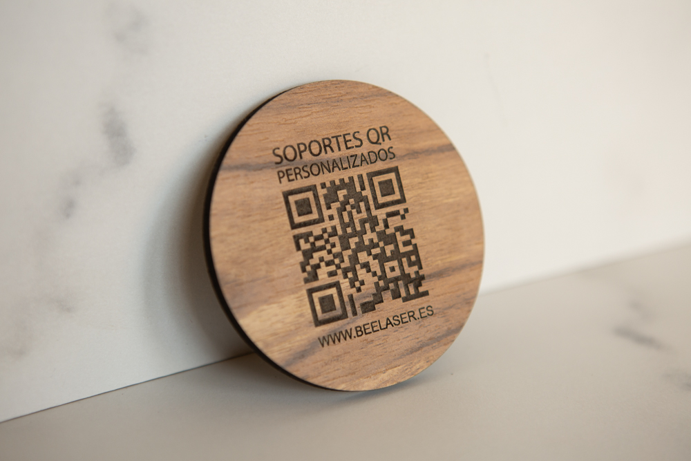 QR Redondo Carta para bares en Madera y Transparente