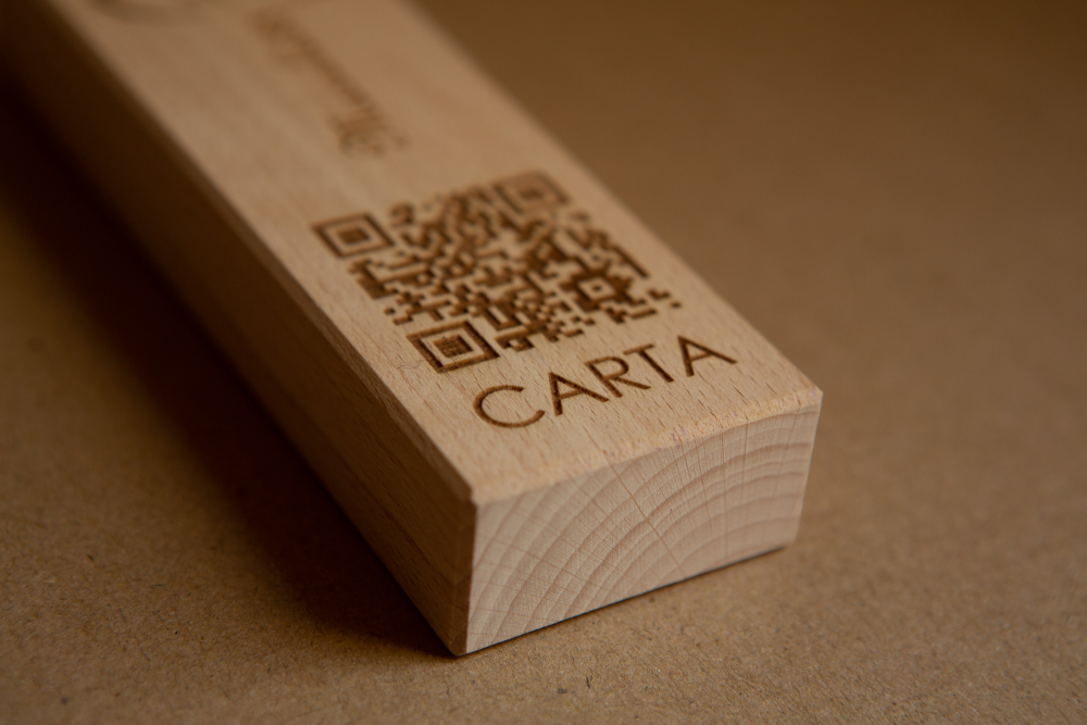 QR Rectangular para Carta digital Restaurantes logo Grabado