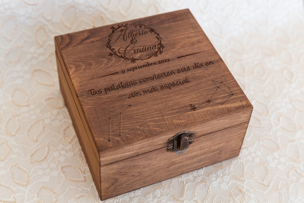 Caja de madera grabado laser con Diseño personalizado