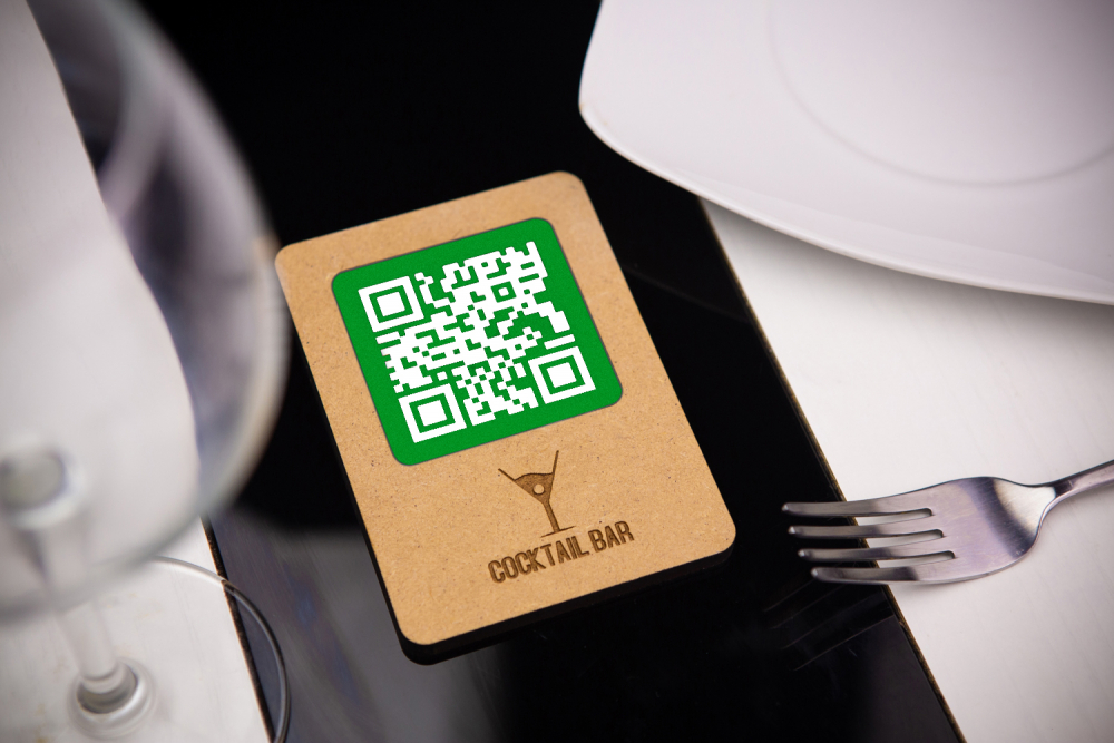 Expositor QR Card Pro para Carta digital restaurantes y hoteles
