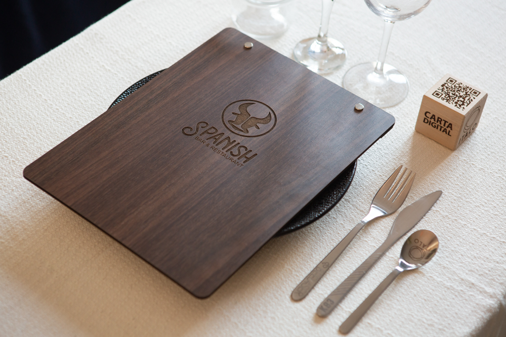 PortaMenús A4 Carta restaurante Madera Naturalwood personalizados
