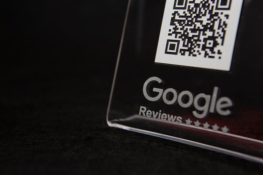 Señal vertical Reseñas Google con QR en Acrílico cristal o Madera
