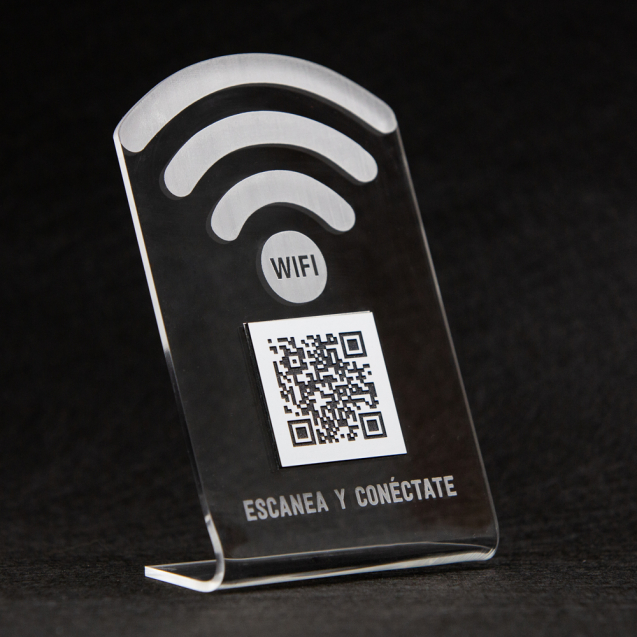 Señal wifi con QR para acceder a datos en acrilico transparente o madera personalizado con logo para restaurantes